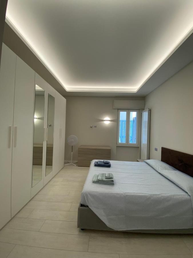 Apartamento Casa Dante: Oneglia Centro-Marina-Spiagge Imperia Exterior foto